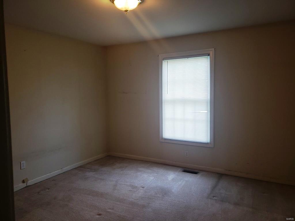 2 Finlay Fields Manchester, MO 63021 - Photo 26 of 33