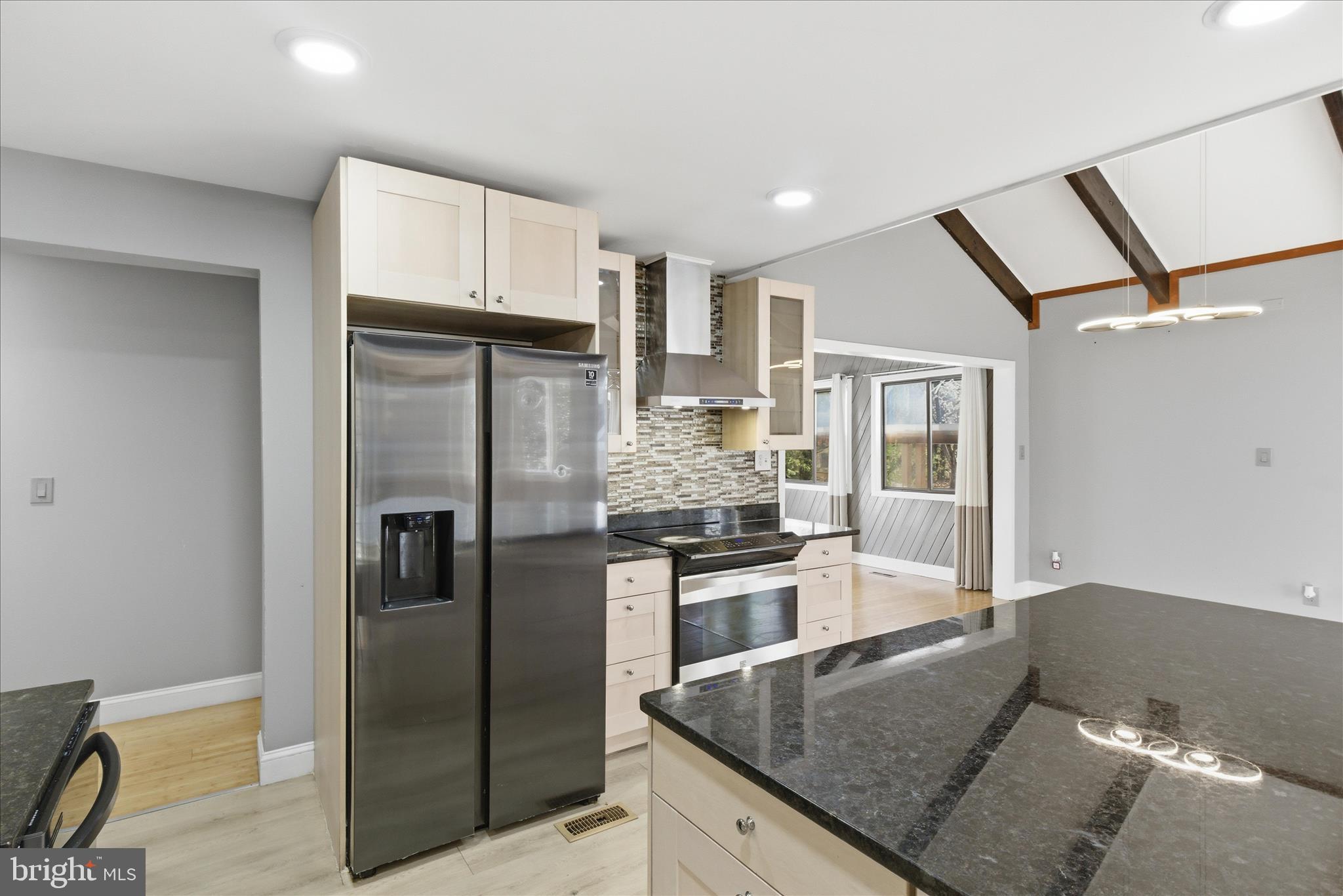 5515 Westcliff Court Burke, VA 22015 - Photo 15 of 47 a kitchen with stainless steel appliances granite countertop a refrigerator and a sink