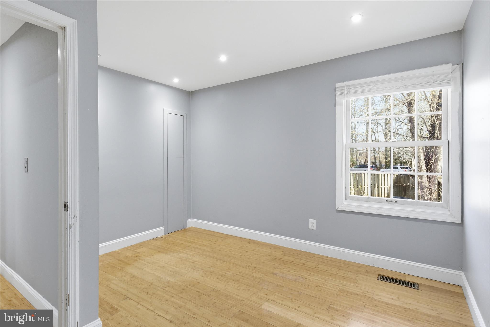 5515 Westcliff Court Burke, VA 22015 - Photo 22 of 47 a view of empty room