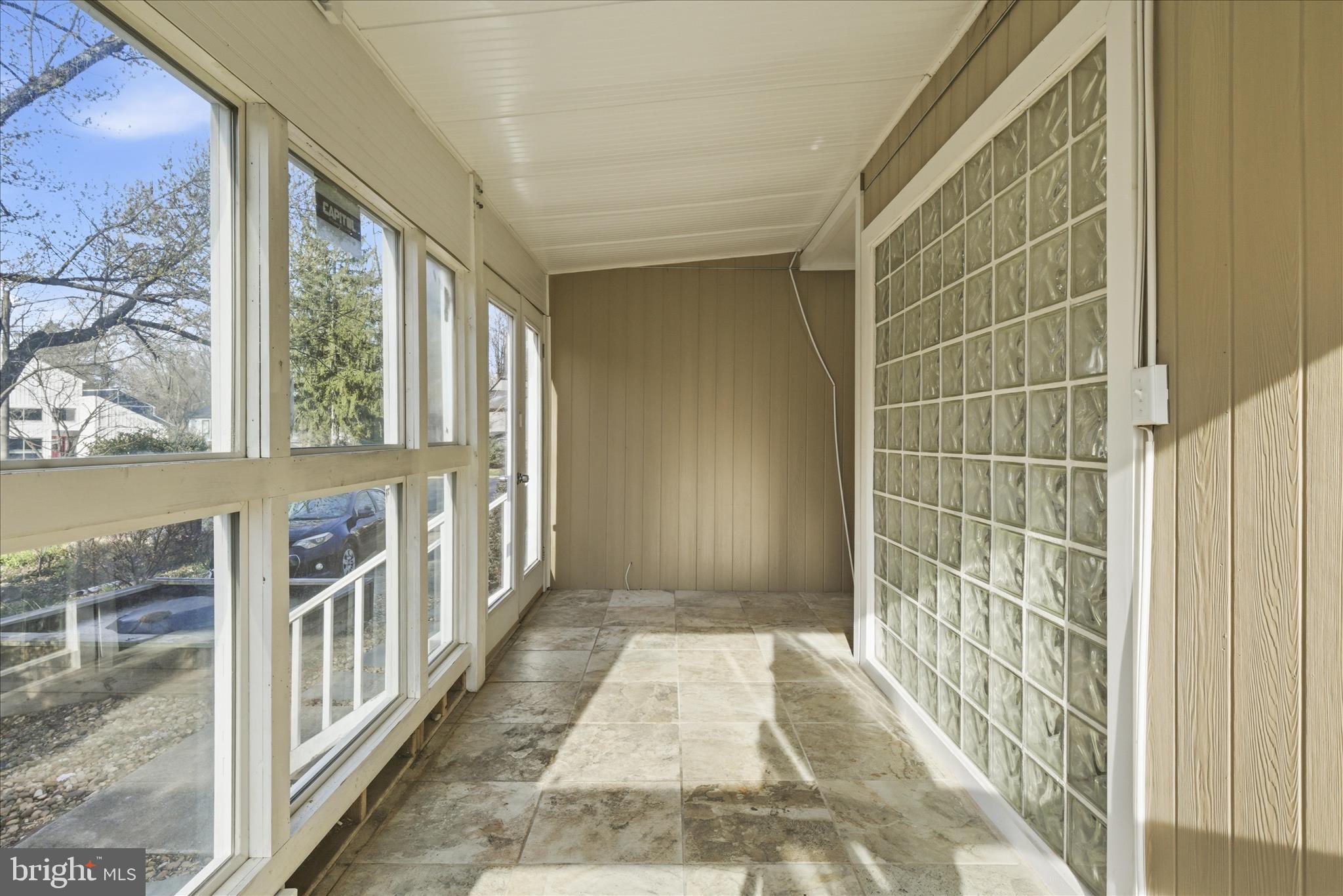 5515 Westcliff Court Burke, VA 22015 - Photo 3 of 47 a view of a balcony