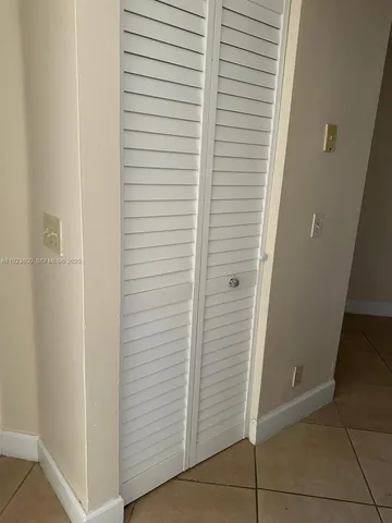 $2,000 | 9055 Wiles Road, Unit 103, Coral Springs, FL 33067