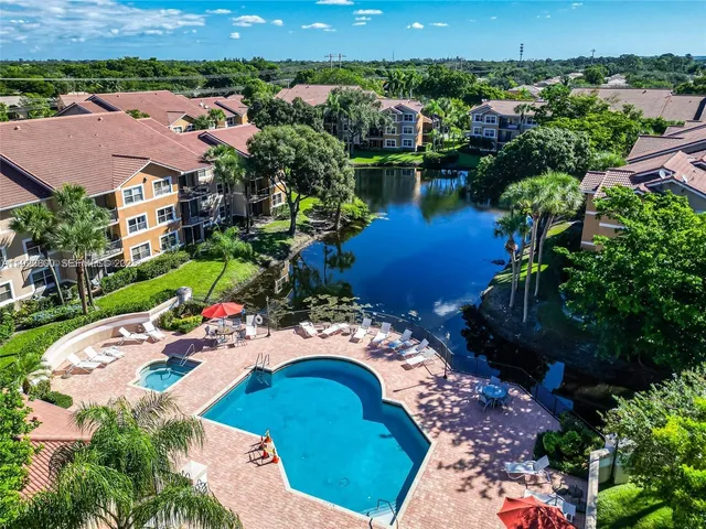$2,000 | 9055 Wiles Road, Unit 103, Coral Springs, FL 33067