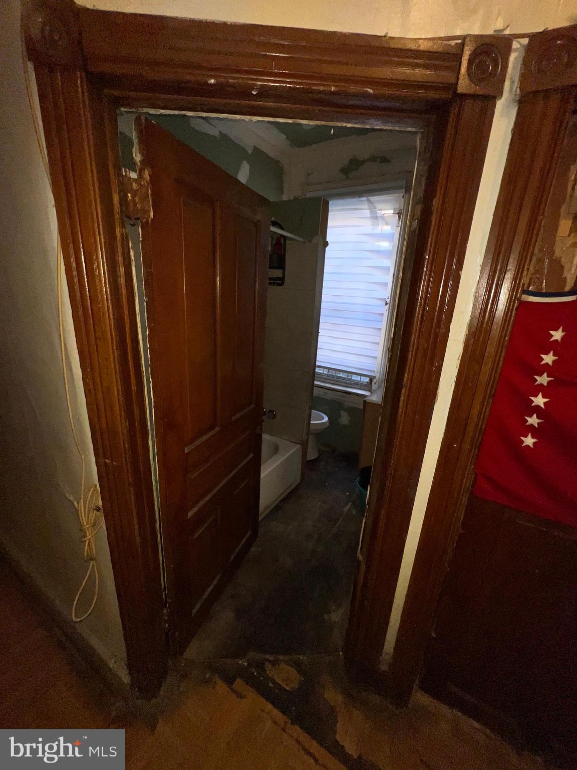 5502 Master Street Philadelphia, PA 19131 - Photo 33 of 49 a view of walk in closet