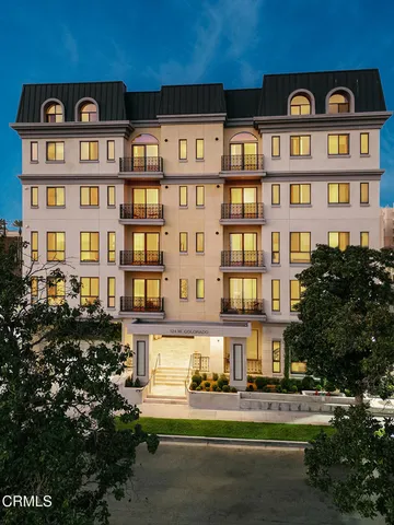 $725,000 | 124 West Colorado Street, Unit 406, Glendale, CA 91204