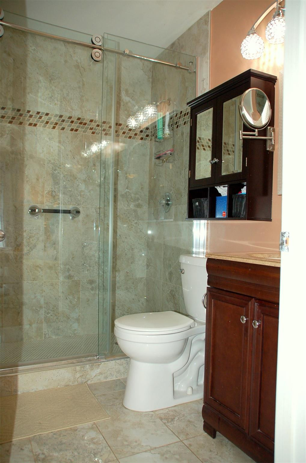 7080 Southwest 41st Place Davie, FL 33314 - Photo 9 of 19 Primary Bathroom