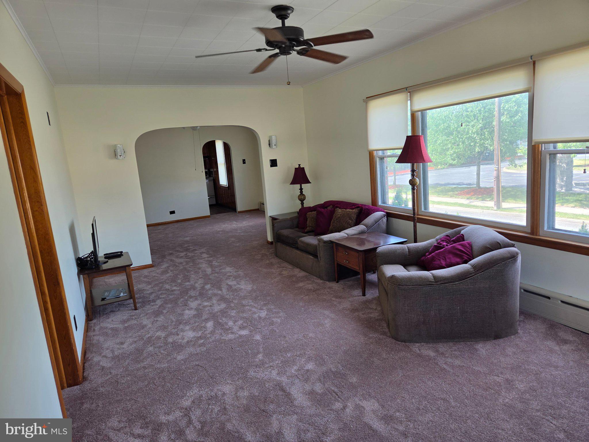 14 East Evesham Road Glendora, NJ 08029 - Photo 2 of 13 Bright and inviting living space