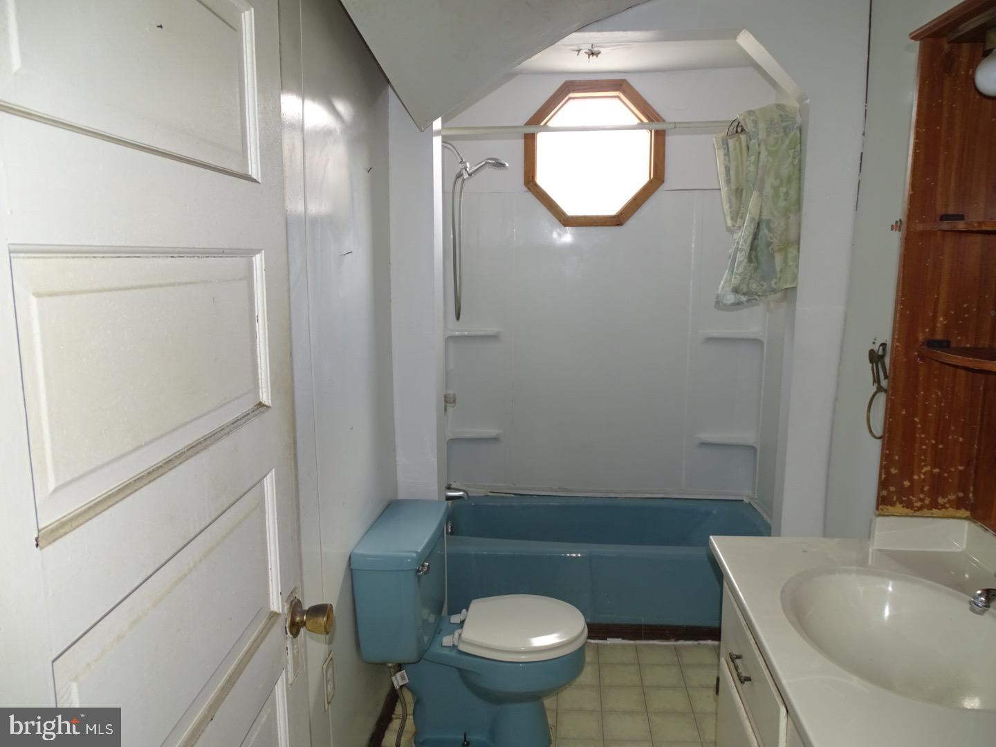 218 West Ridge Street Lansford, PA 18232 - Photo 12 of 18