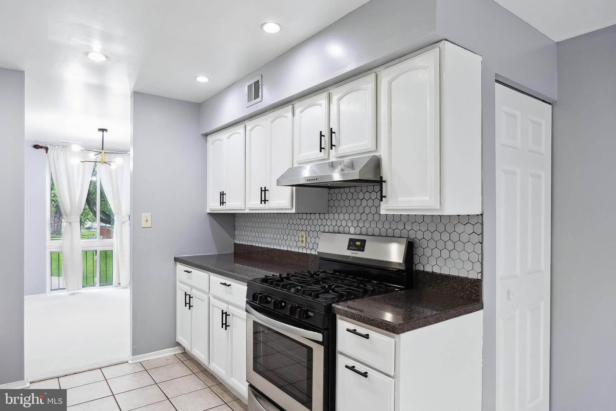 10494 Faulkner Ridge Circle, Unit 11 5 Columbia, MD 21044 - Photo 10 of 25