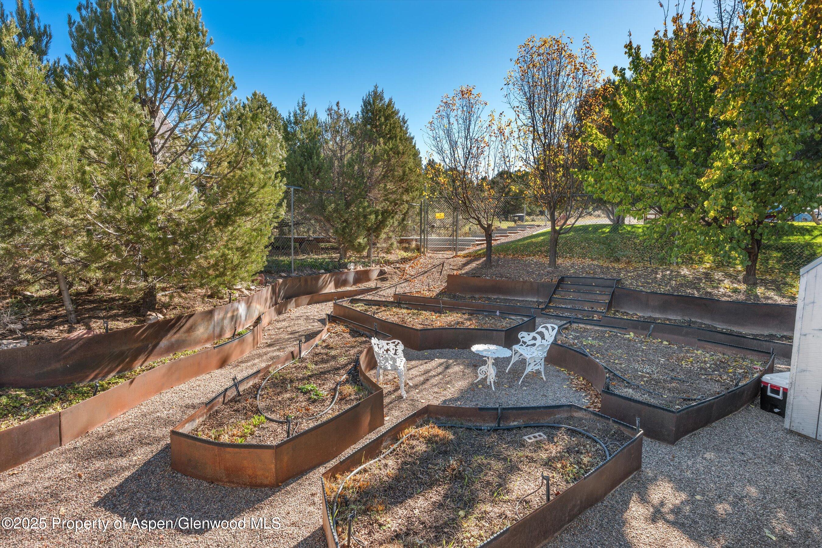 525 Cactus Flats Road Carbondale, CO 81623 - Photo 43 of 50 a view of a backyard of the house