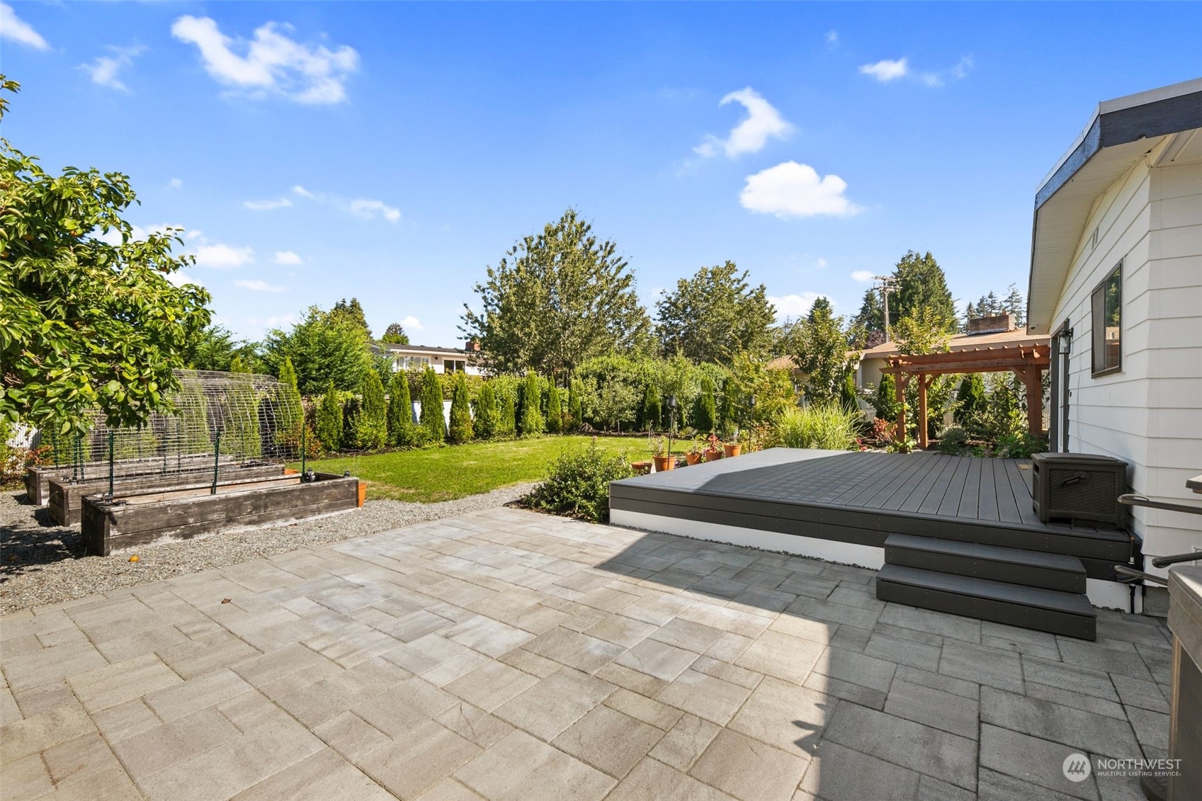 3032 Northeast 7th Street Renton, WA 98056 - Photo 37 of 40