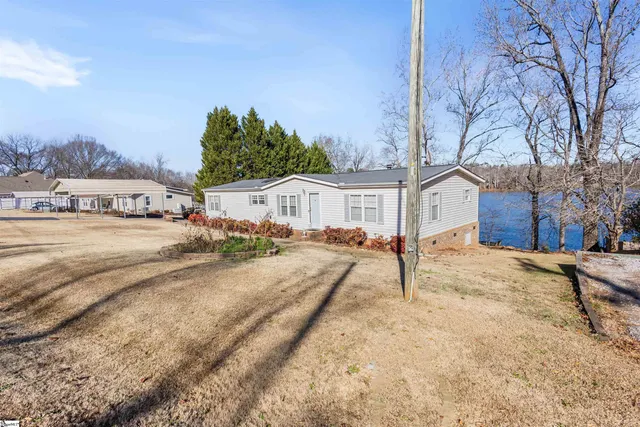 $315,000 | 1754 Memorial Dr Extension, Greer, SC 29651