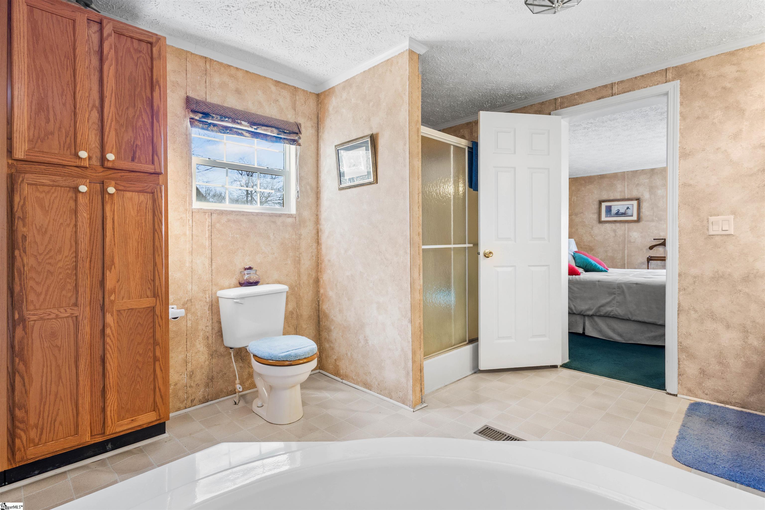 1754 Memorial Dr Extension Greer, SC 29651 - Photo 20 of 31