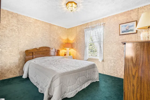 $315,000 | 1754 Memorial Dr Extension, Greer, SC 29651