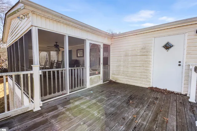 $315,000 | 1754 Memorial Dr Extension, Greer, SC 29651