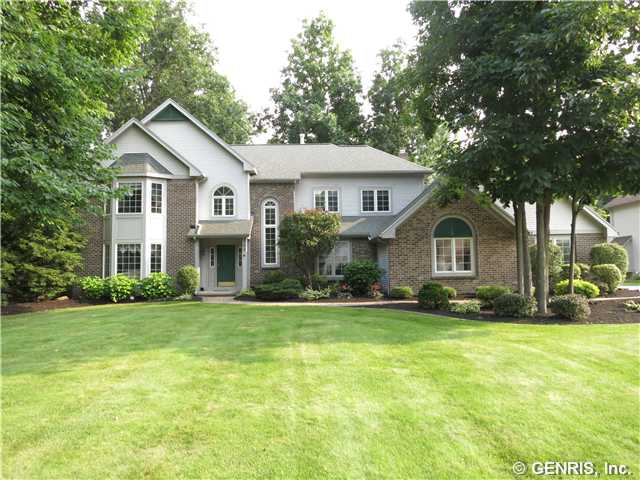 388 Raspberry Patch Drive Greece, NY 14612 - Photo 1 of 1 Exterior Front