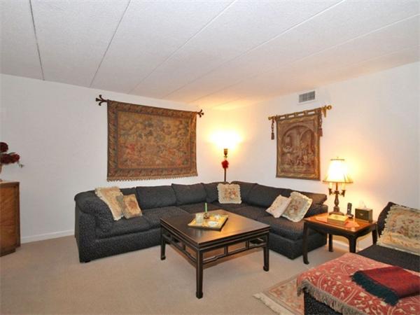 53-2 Angleside Road, Unit 2 Waltham, MA 02453 - Photo 3 of 21 Gallery Image 3