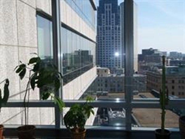 $925,000 | 2 Avery Street, Unit 19A, Boston, MA 02111