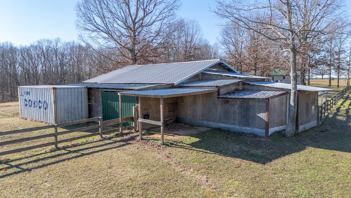 7160 Topsy Road Waynesboro, TN 38485 - Photo 12 of 99 Gallery Image 12