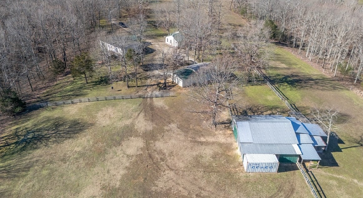 7160 Topsy Road Waynesboro, TN 38485 - Photo 24 of 99 Gallery Image 24