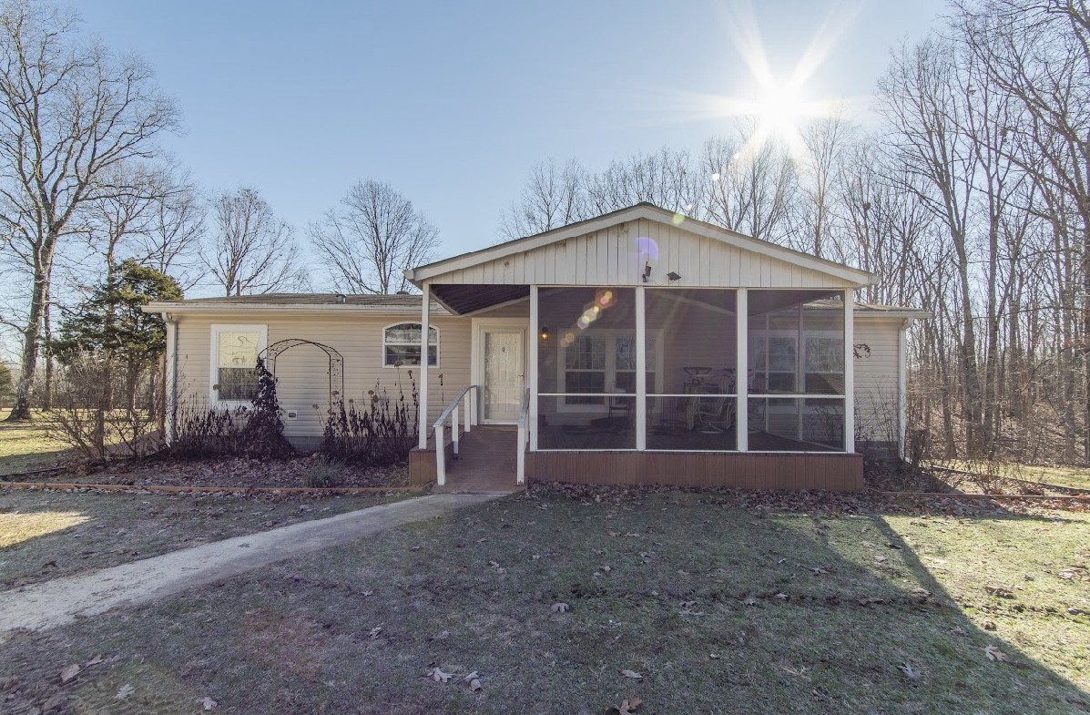 7160 Topsy Road Waynesboro, TN 38485 - Photo 6 of 99 Gallery Image 6