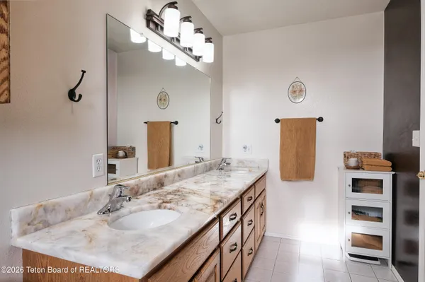 $1,280,000 | 9561 Mountain View Drive, Tetonia, ID 83452