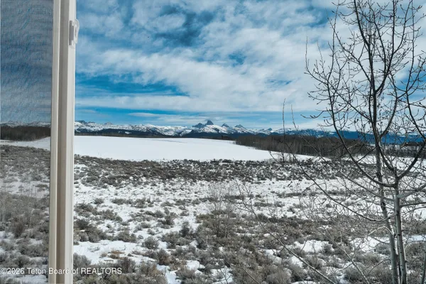 $1,280,000 | 9561 Mountain View Drive, Tetonia, ID 83452
