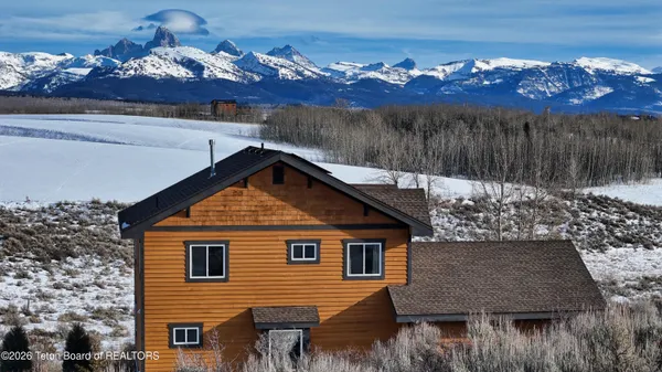 $1,280,000 | 9561 Mountain View Drive, Tetonia, ID 83452