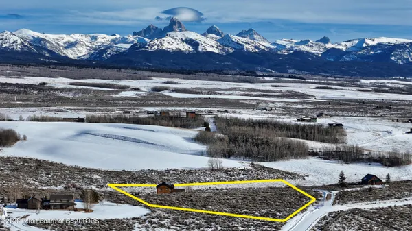 $1,280,000 | 9561 Mountain View Drive, Tetonia, ID 83452