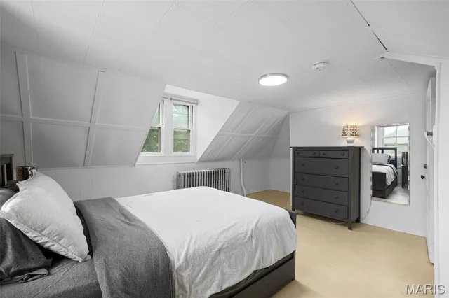 $137,500 | 809 Military Road, St. Louis, MO 63125