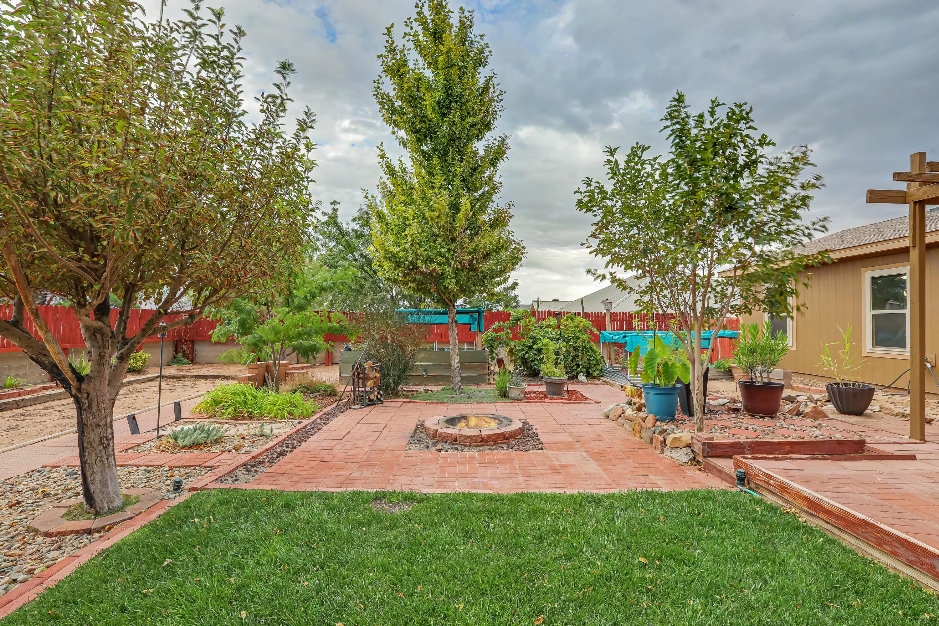 4076 Montreal Loop Northeast Rio Rancho, NM 87144 - Photo 38 of 44 Gallery Image 38