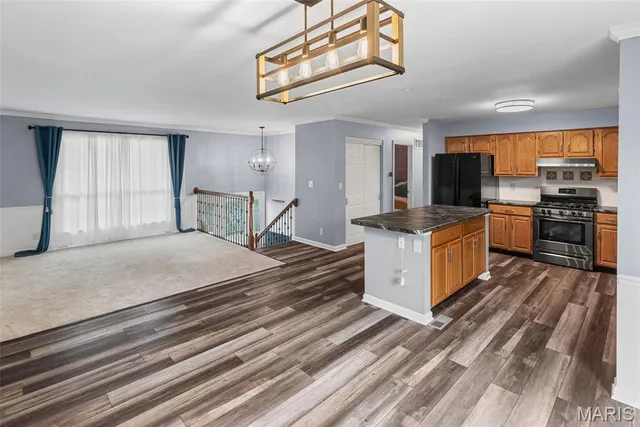 $269,000 | 908 Long Branch Road, Troy, IL 62294