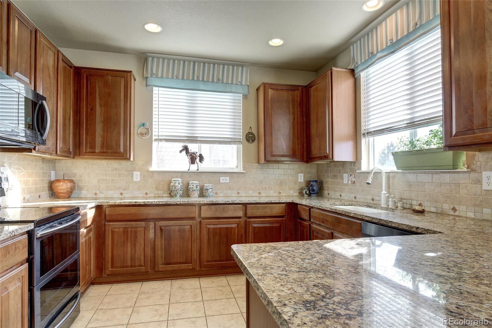 8074 Raspberry Drive Frederick, CO 80504 - Photo 6 of 23