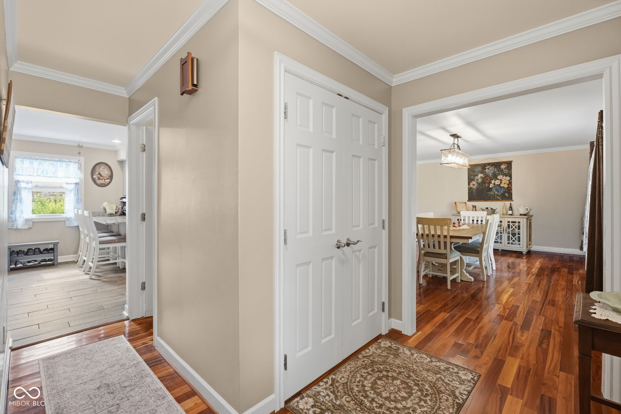 601 Ridgeview Lane Columbus, IN 47201 - Photo 7 of 33