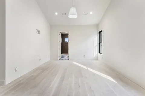 $2,300,000 | 7678 Sawyer Brown Road, Nashville, TN 37209