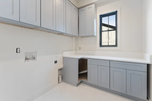 a view of a hallway with closet
