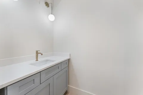 $2,300,000 | 7678 Sawyer Brown Road, Nashville, TN 37209