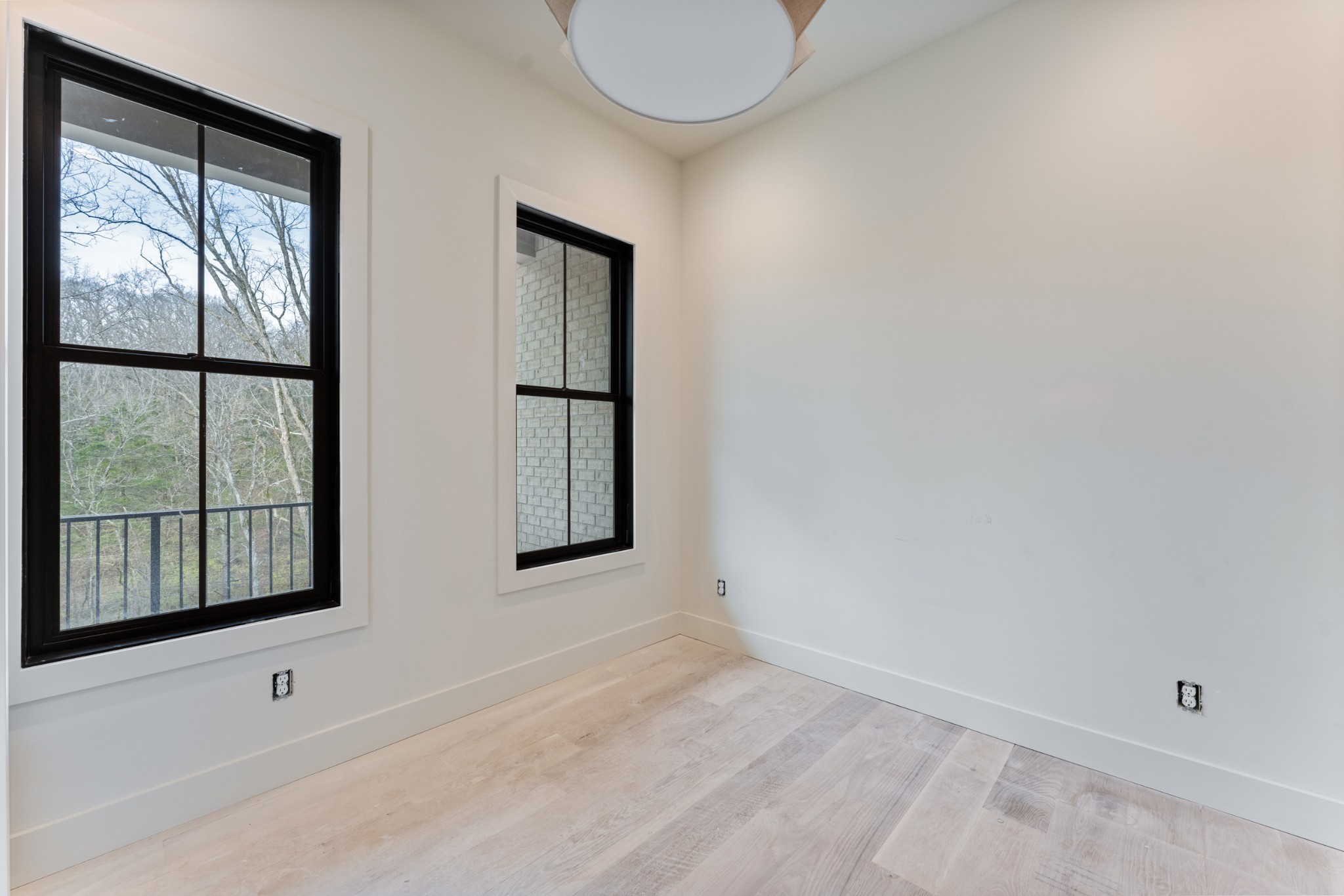 7678 Sawyer Brown Road Nashville, TN 37209 - Photo 32 of 81