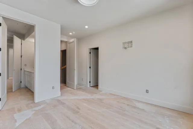 $2,300,000 | 7678 Sawyer Brown Road, Nashville, TN 37209