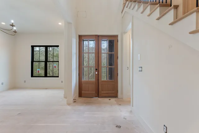 $2,300,000 | 7678 Sawyer Brown Road, Nashville, TN 37209