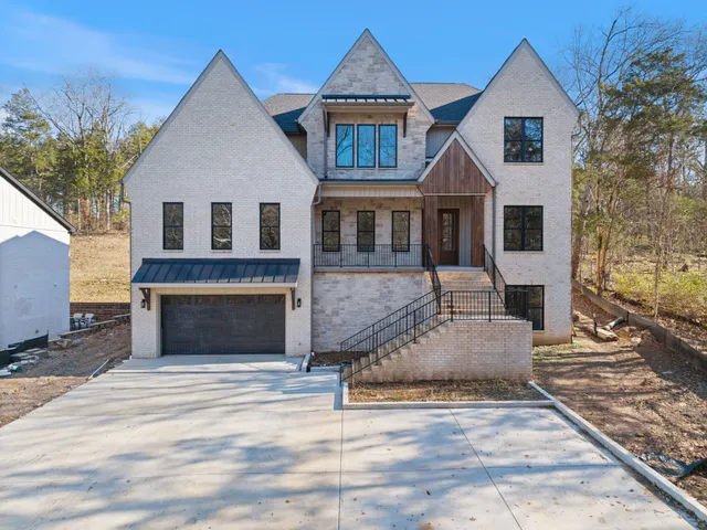 $2,300,000 | 7678 Sawyer Brown Road, Nashville, TN 37209