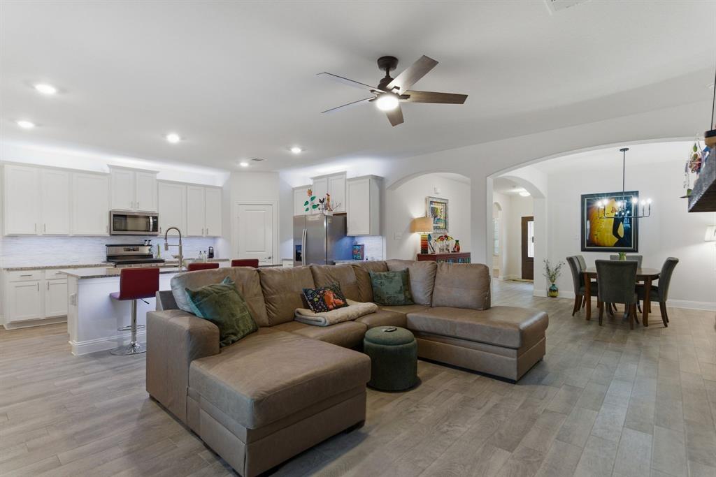 2900 Faro Road Aubrey, TX 76227 - Photo 12 of 40