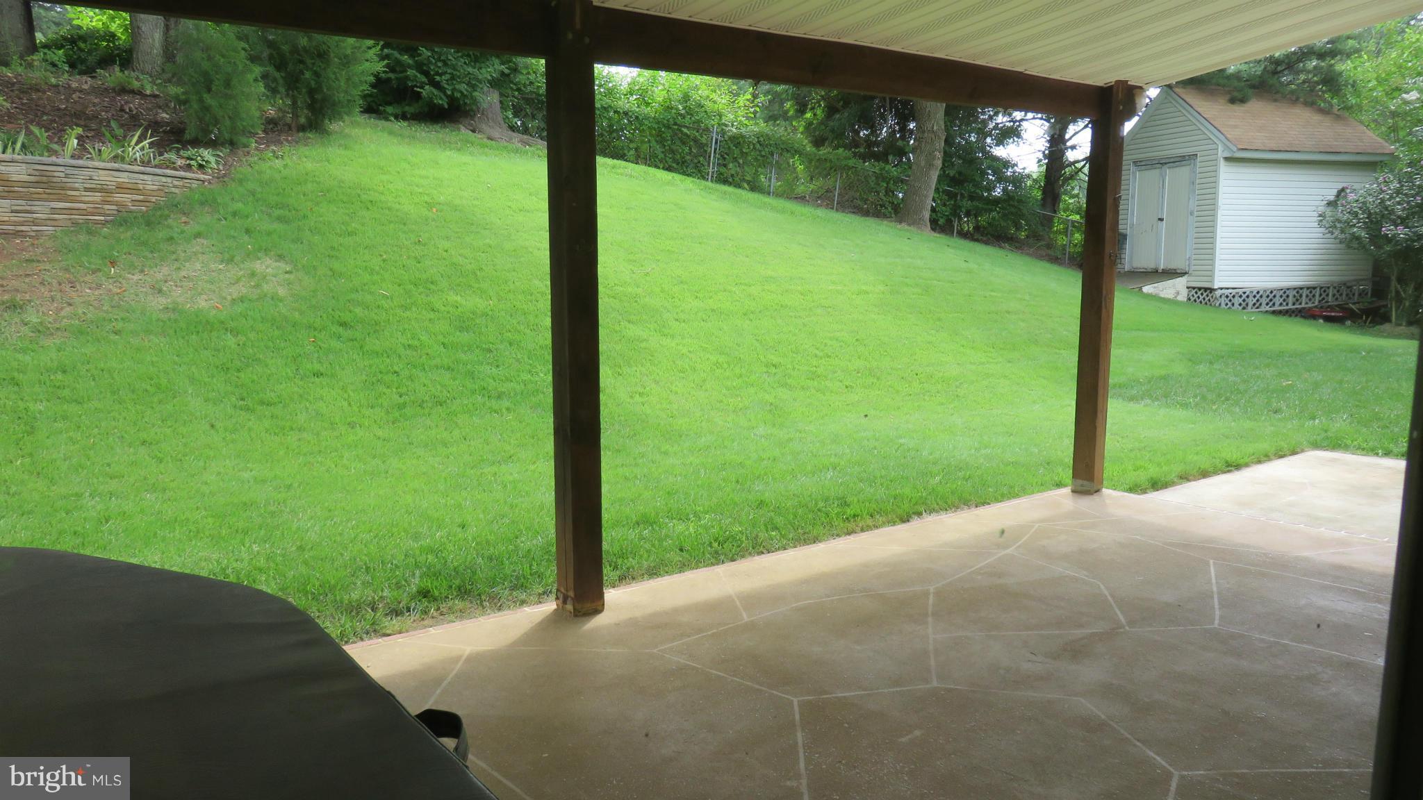 12905 Sturbridge Road Woodbridge, VA 22192 - Photo 23 of 30 Covered Patio