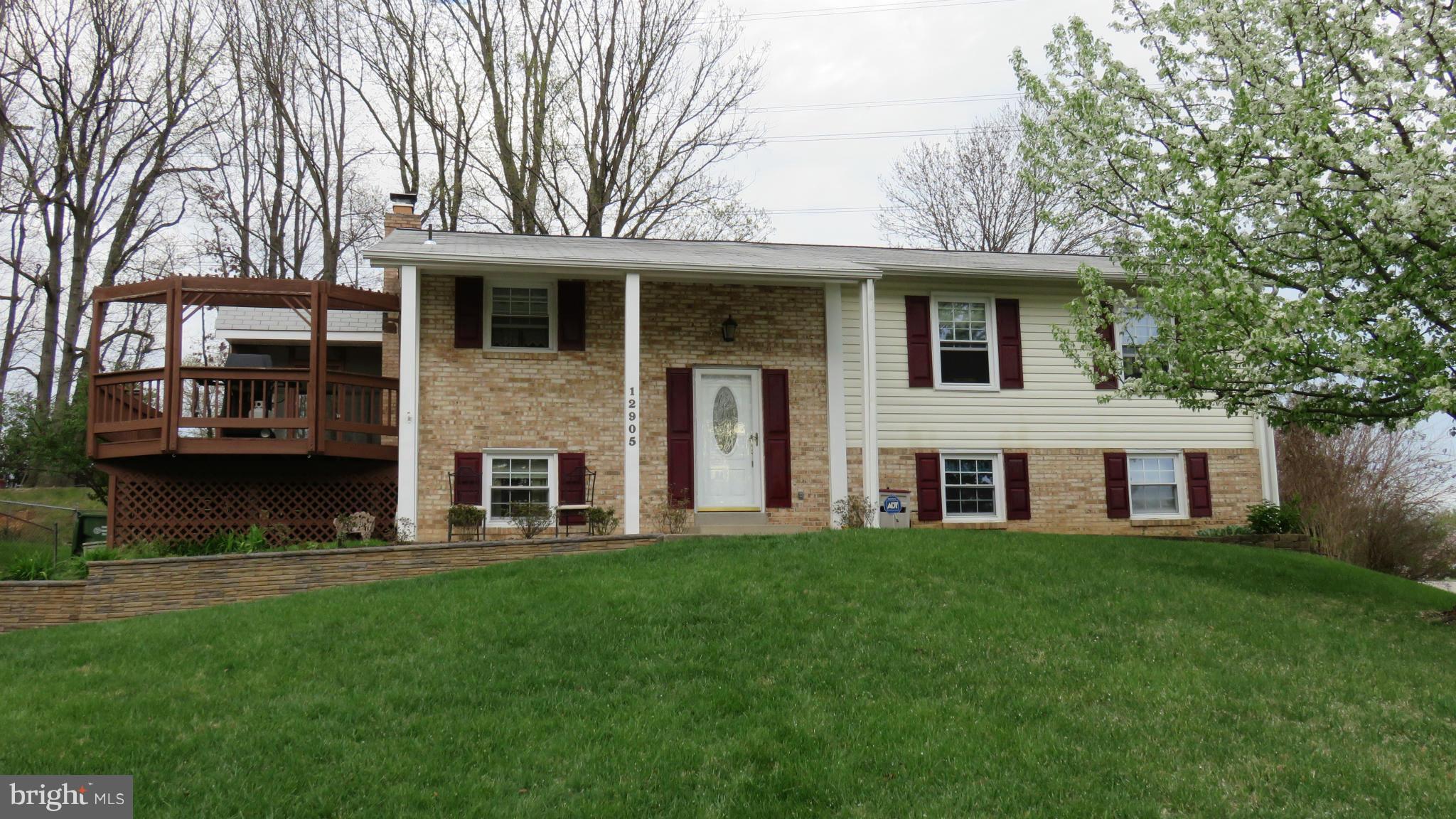 12905 Sturbridge Road Woodbridge, VA 22192 - Photo 29 of 30 Exterior (Front)