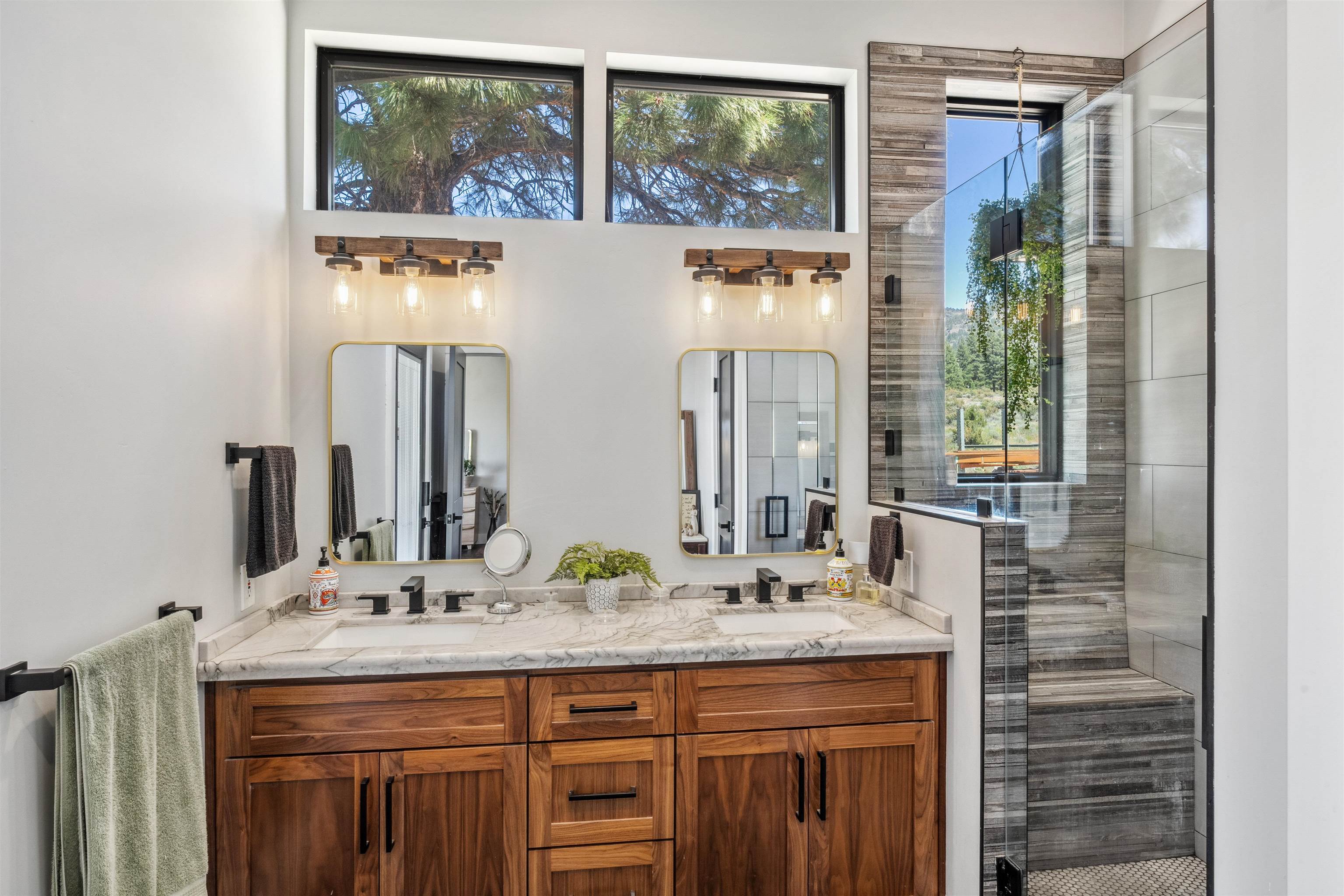 134 Smithneck Road Loyalton, CA 96118 - Photo 11 of 26 a bathroom with a granite countertop sink and a mirror