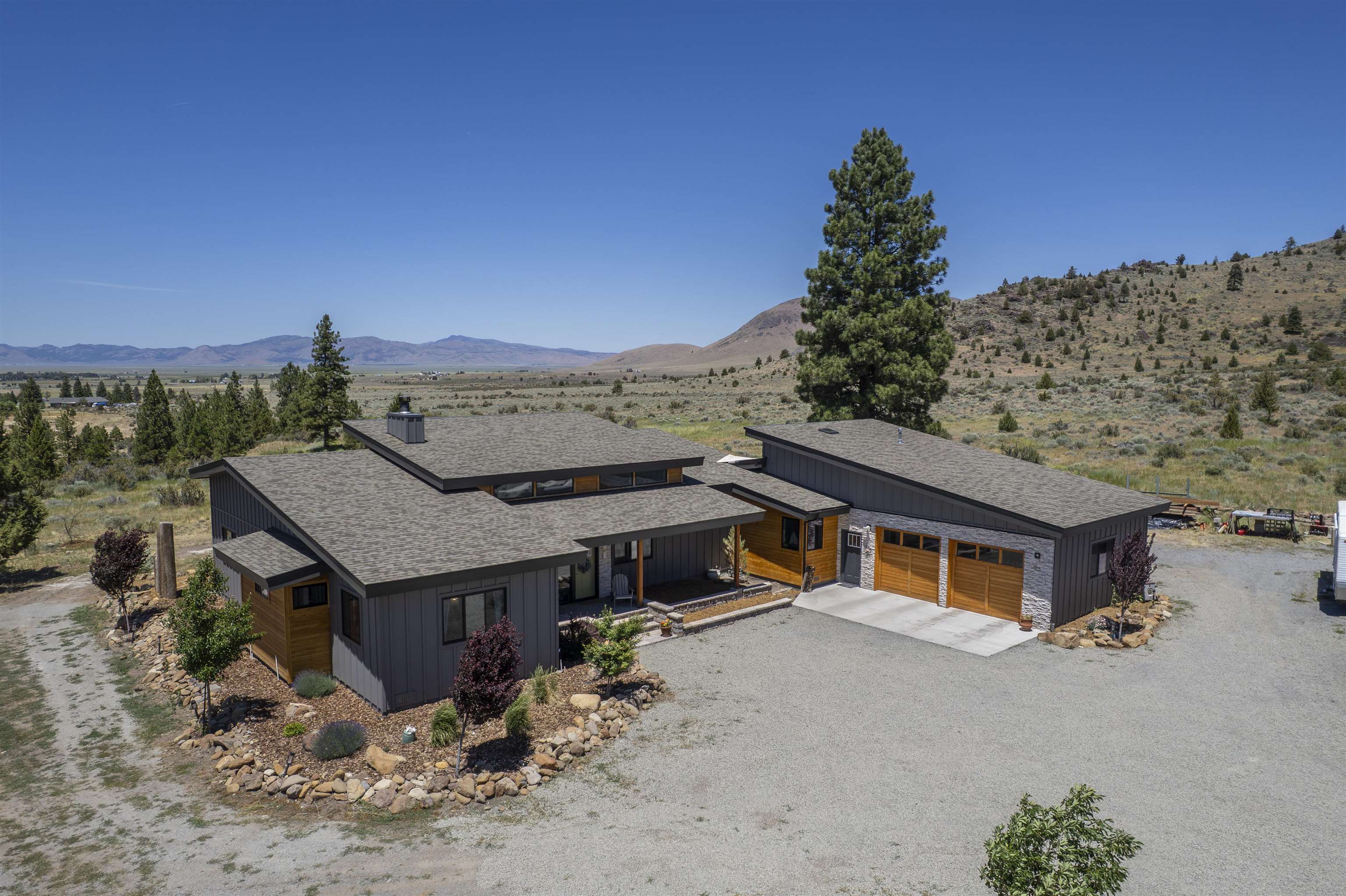 134 Smithneck Road Loyalton, CA 96118 - Photo 2 of 26 an aerial view of a house
