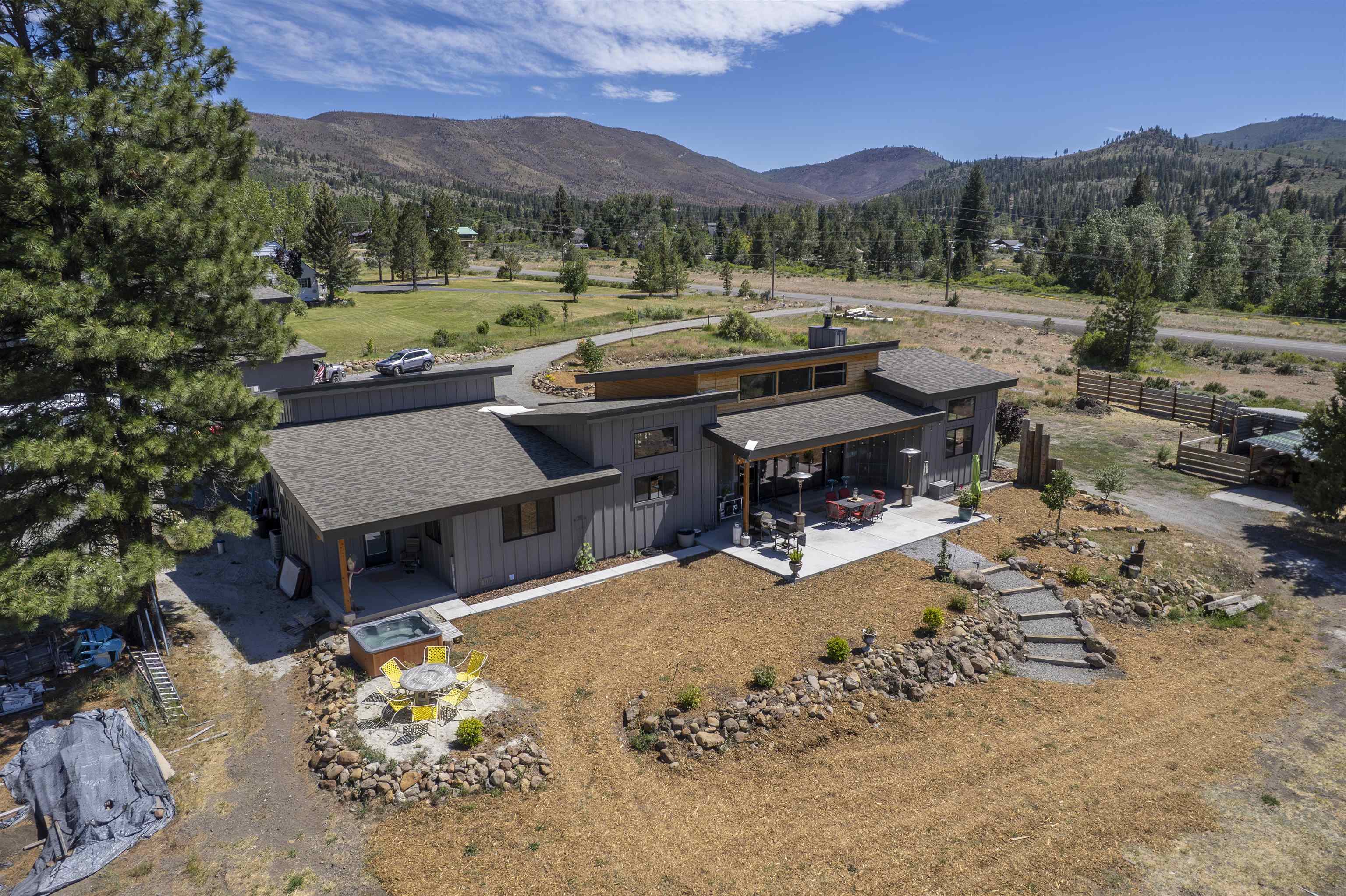 134 Smithneck Road Loyalton, CA 96118 - Photo 24 of 26 a view of a backyard with sitting area