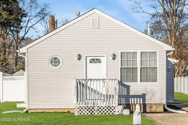 $2,500 | 315 Elizabeth Avenue, Toms River, NJ 08753