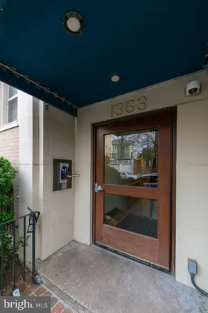 $1,900 | 1363 K Street Southeast, Unit 103, Washington, DC 20003