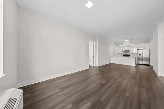 $3,650 | 121 34th Street, Unit 302, Union City, NJ 07087