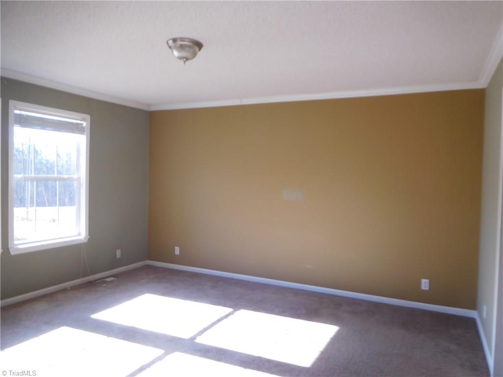 2560 Staleys Farm Road Asheboro, NC 27205 - Photo 5 of 17 Gallery Image 5